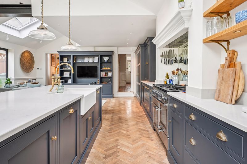 Kitchen - click for photo gallery